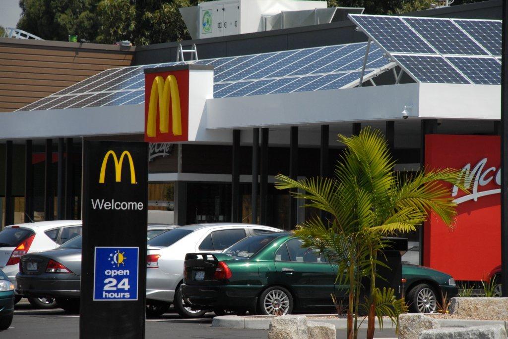 McDonald's, la hamburguesa 'verde': firma PPA virtuales por 380 MW de energía renovable