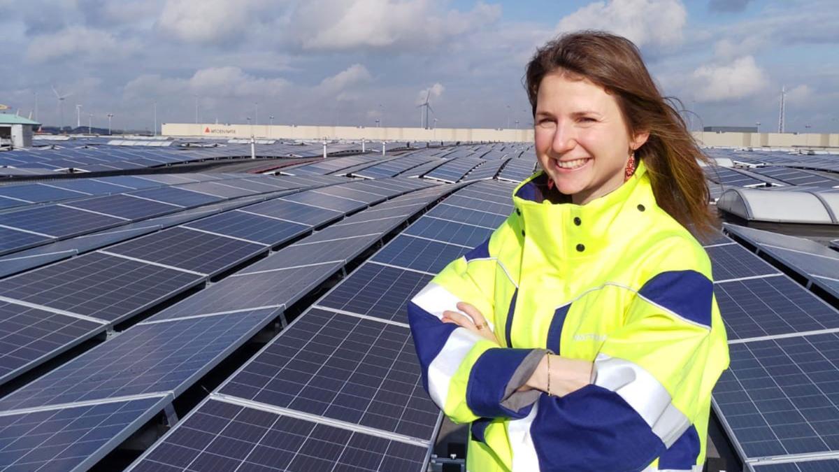 Así construyó Vattenfall el mayor sistema fotovoltaico sobre el tejado de Amsterdam