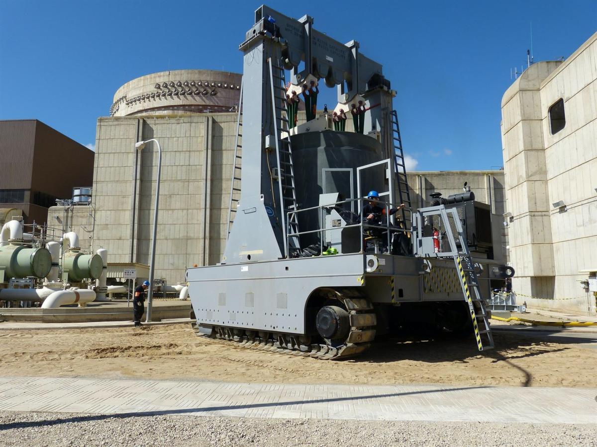 El CSN autoriza el regreso desde Bélgica de residuos radiactivos tras limpiar dos motores de la central nuclear de Ascó