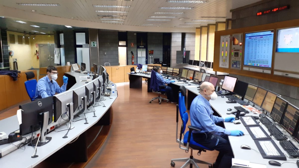Endesa refuerza sus centros de control y centrales de generación en Canarias y Baleares por la COVID-19