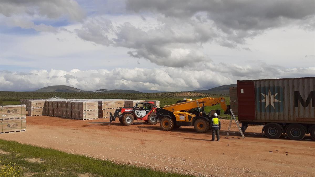 Endesa inicia la construcción de dos plantas fotovoltaicas en Málaga de 100 MW y con una inversión de 60 millones