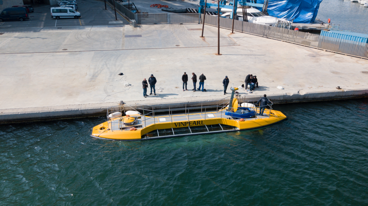 Así es el submarino eléctrico y cero emisiones que Triton ha construido en España para sumergirse en los fondos marinos más impresionantes del planeta