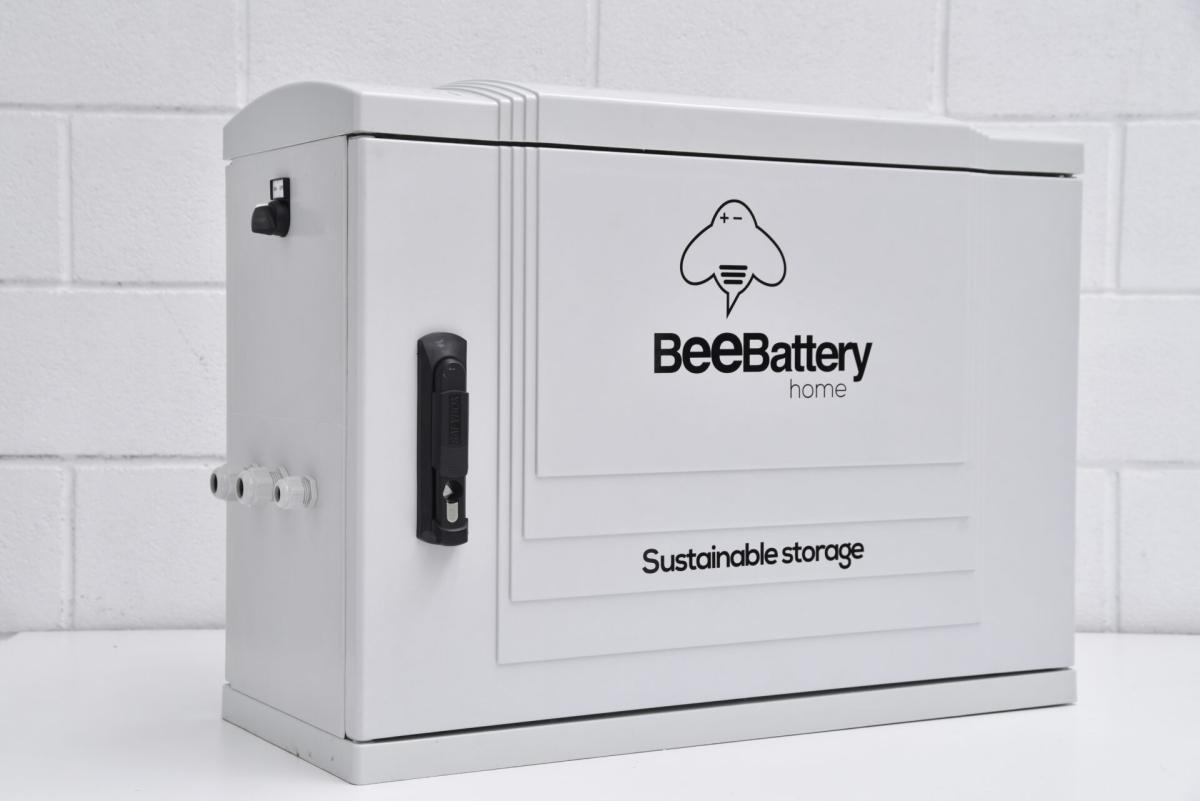 BeePlanet Factory o cómo reutilizar las baterías de vehículos eléctricos para el autoconsumo con almacenamiento