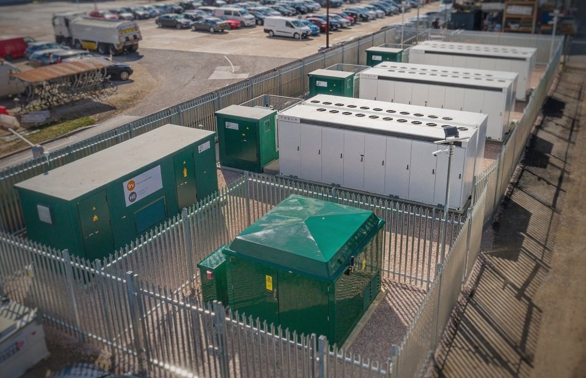 FRV y Harmony Energy ponen en marcha un proyecto de almacenamiento energético en Reino Unido con baterías Tesla