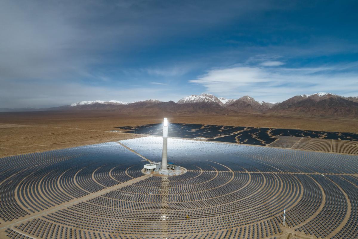 La termosolar pide aumentar los volúmenes de subasta de la tecnología y orientarlos a una generación nocturna