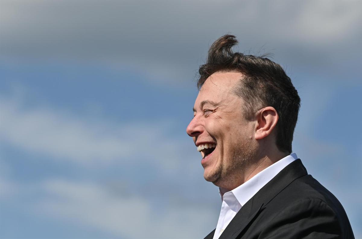 Elon Musk destrona a Jeff Bezos como la mayor fortuna del planeta