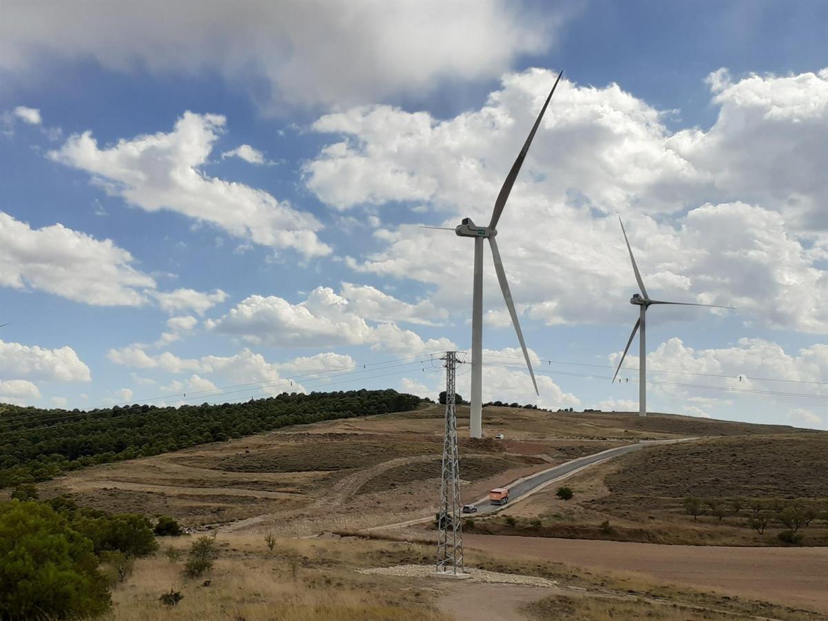 Endesa supera su primer teravatio de energía verde en Extremadura y Andalucía