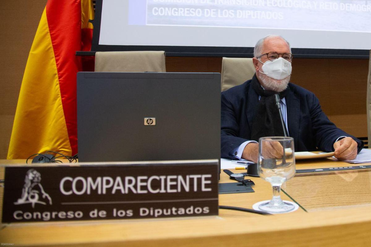 Arias Cañete: "El cambio climático no tiene ideología, las políticas climáticas no son de derechas ni de izquierdas"