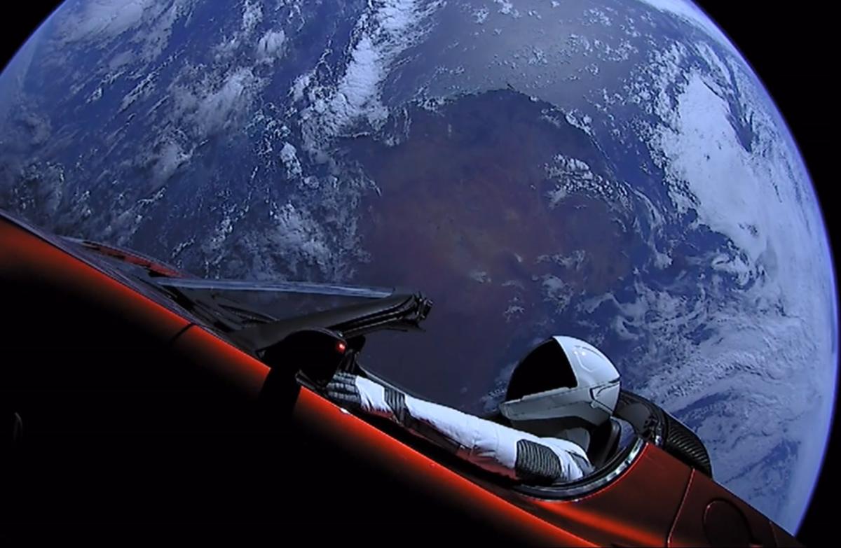 El Tesla Roadster lanzado al espacio en 2018 hizo su primera aproximación a Marte