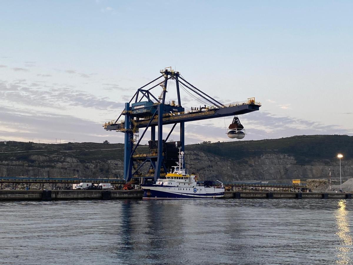 Las instalaciones de Endesa en Ferrol acogen el rodaje de la primera serie de Amenábar para Movistar