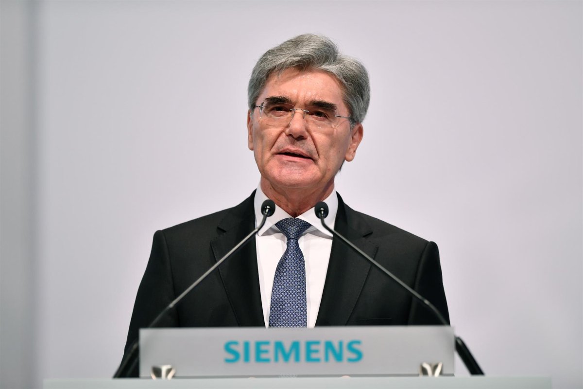 Siemens gana un 22% menos en su año fiscal, pero confía en una recuperación sólida