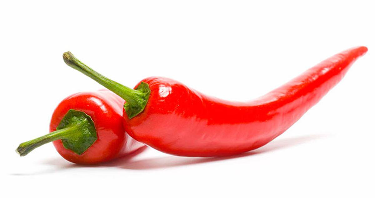 Los paneles solares de perovskita son más eficientes y duraderos con chile picante
