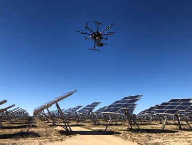 Ingeteam alargará la vida de las plantas fotovoltaicas gracias a los drones y a la Inteligencia Artificial