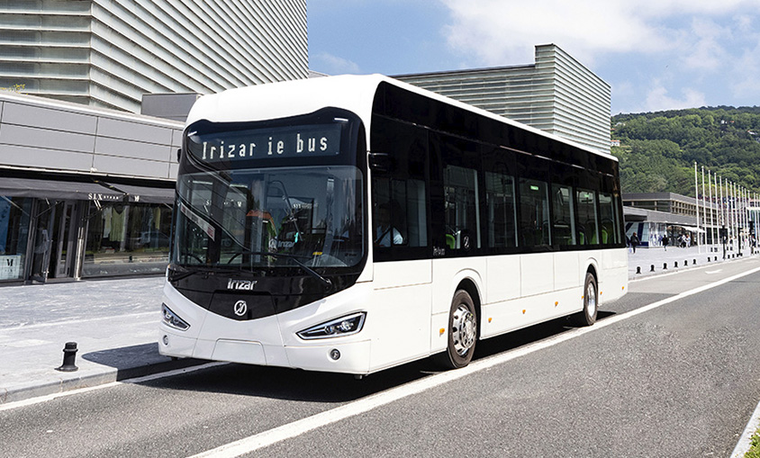 Irizar estrena su primer autobús autónomo "cero emisiones" en Málaga