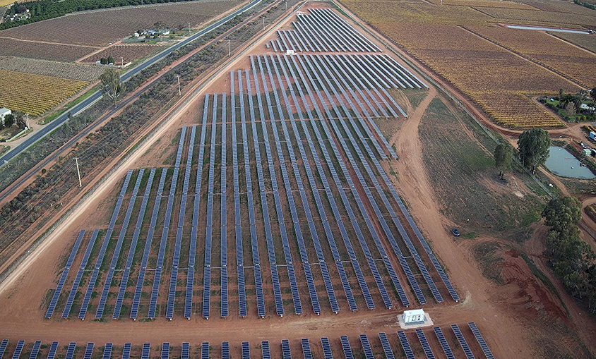 Un grupo de ecologistas de Valencia reclama una moratoria para todos los proyectos de renovables que pretenden instalarse en suelo no urbanizable