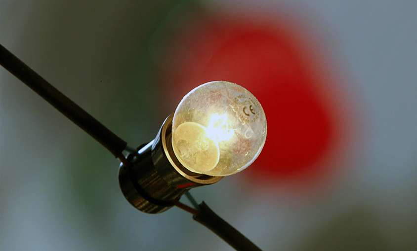 OCU critica que la nueva tarifa eléctrica va a suponer "un insignificante ahorro" para los consumidores