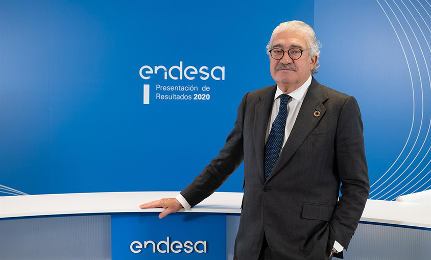 Endesa vincula por primera vez el bonus de sus altos directivos al crecimiento del grupo en renovables