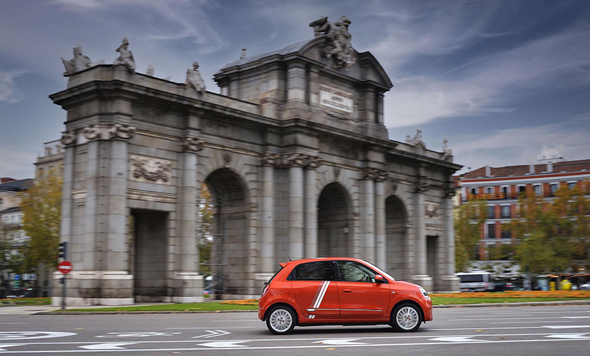 Renault aplaude el nuevo Moves, una "magnífica noticia" para el sector