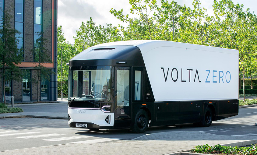 Fabricantes y ecologistas piden 11.000 puntos de carga para camiones eléctricos en la UE para 2025