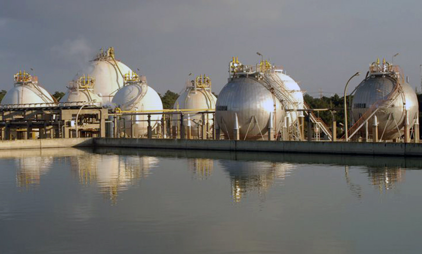 Repsol inicia en la refinería de A Coruña la producción de propileno