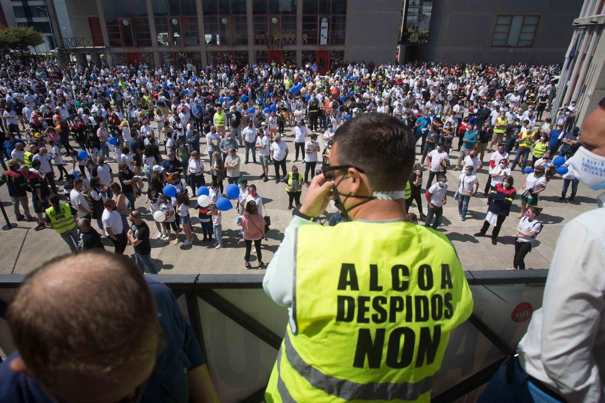 Un año del ERE de Alcoa o cómo mantener 500 empleos en el aire sin dar una solución