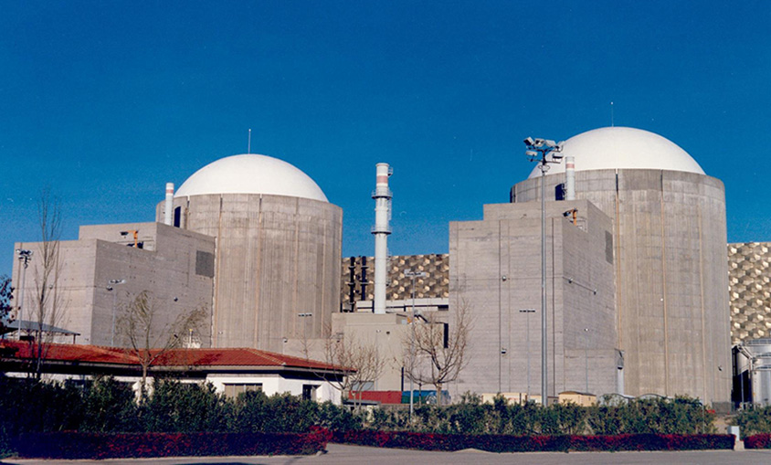 Endesa e Iberdrola sufren en Bolsa ante la amenaza de ajustar la retribución a la nuclear y la hidráulica