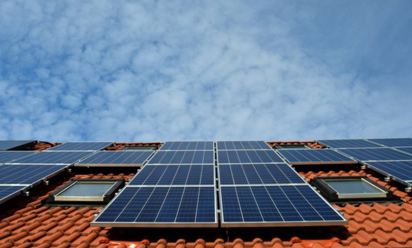 Valencia agiliza los trámites para instalar placas fotovoltaicas en las viviendas