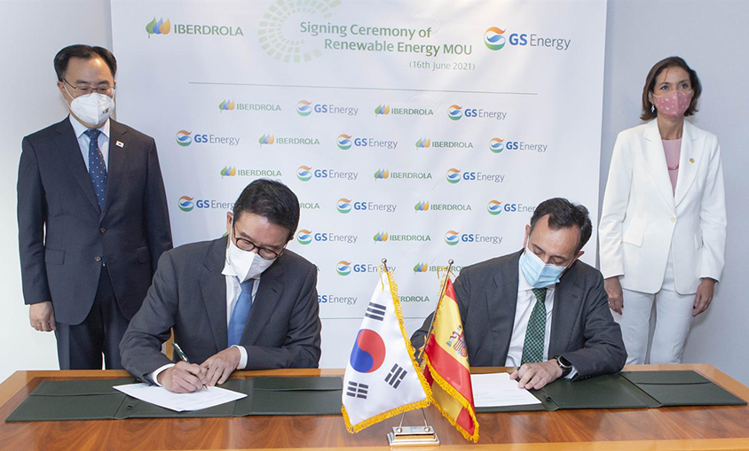 Iberdrola impulsa su apuesta por las renovables en Asia-Pacífico con una alianza con la coreana GS Energy