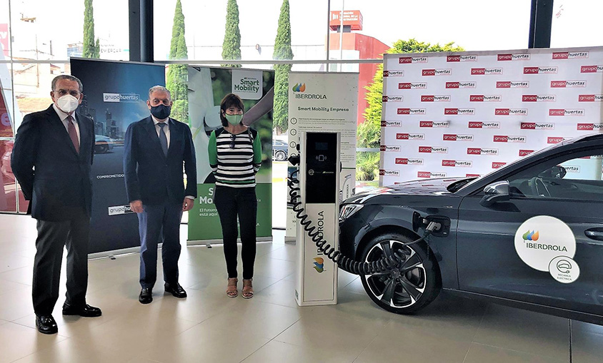 Iberdrola refuerza alianza en movilidad con Grupo Huertas con más de 50 puntos de recarga eléctrica en Murcia