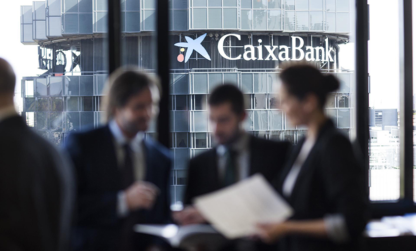 Los bonos verdes de CaixaBank evitan la emisión de 1,5 millones de toneladas de gases contaminantes