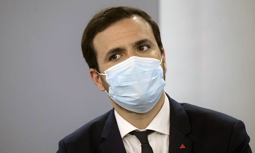 Garzón afirma que el Gobierno sigue "monitorizando" el precio de la luz por si hiciera falta tomar más medidas