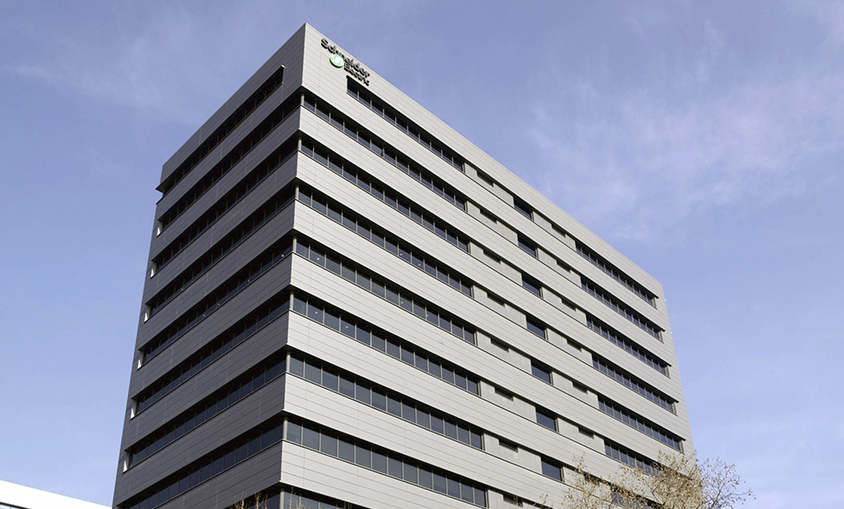 Schneider Electric consume un 100% de energía limpia en sus fábricas y centros de distribución en España