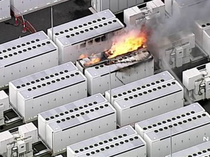 Se incendia un contenedor Tesla Megapack durante las pruebas de la Victoria Big Battery