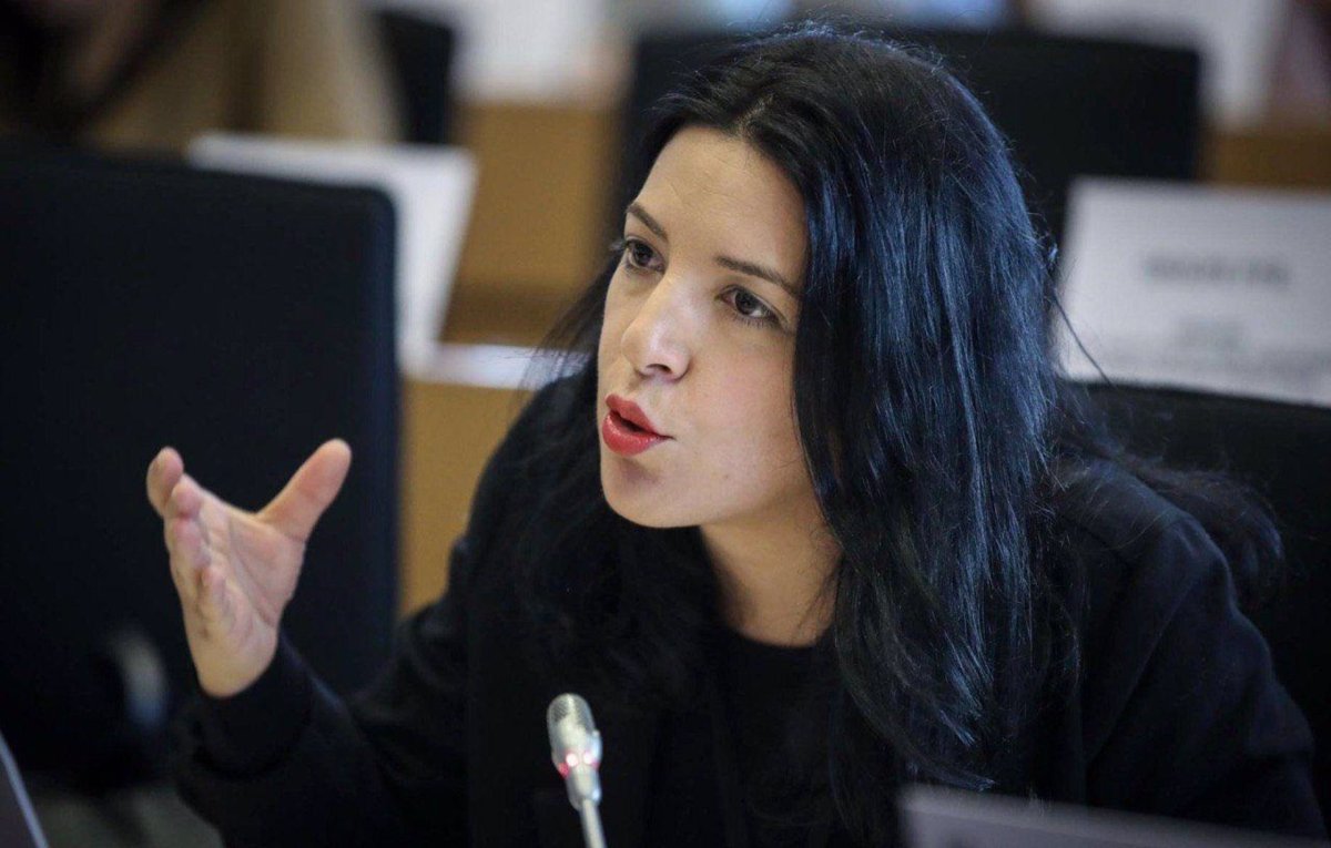 Podemos busca el aval de Bruselas a sus propuestas para intervenir el mercado eléctrico y limitar los precios a nuclear e hidráulica