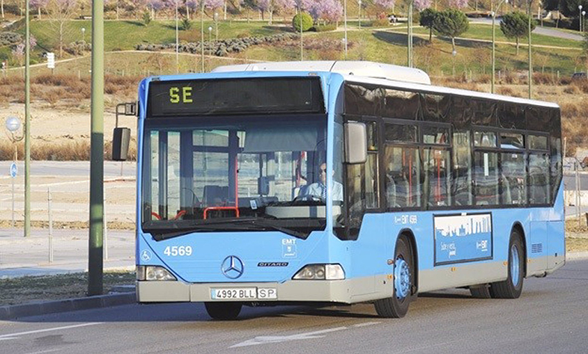 El Gobierno reparte 1.000 millones de euros a ayuntamientos para mejorar el transporte de las ciudades