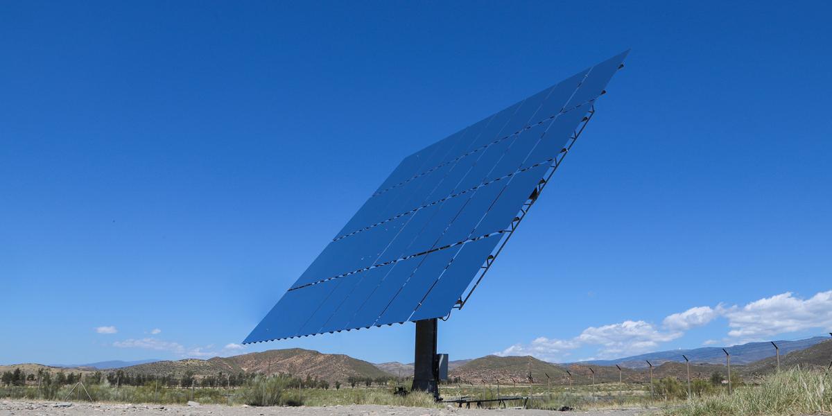 Acciona y Tewer crean un innovador heliostato para mejorar el rendimiento y reducir los costes de la termosolar