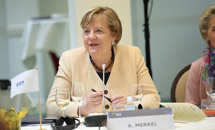 Merkel aboga por responder "con prudencia" al alza de la energía para no "inhabilitar" al mercado