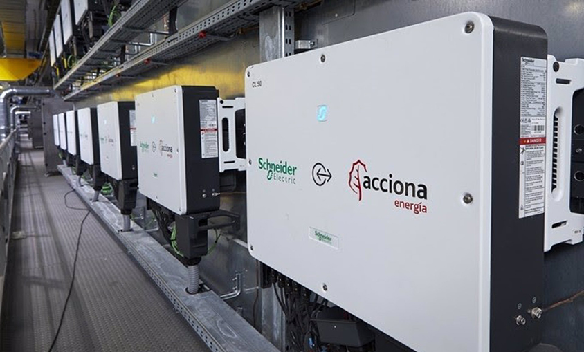 Schneider Electric y Acciona Energía desarrollan la primera microrred industrial en España