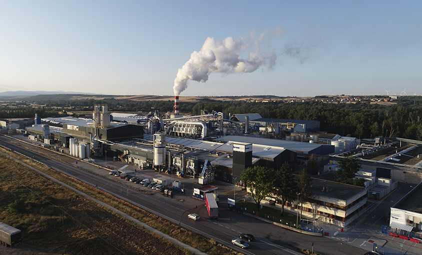 Endesa cierra un acuerdo de suministro de energía renovable a largo plazo con Kronospan