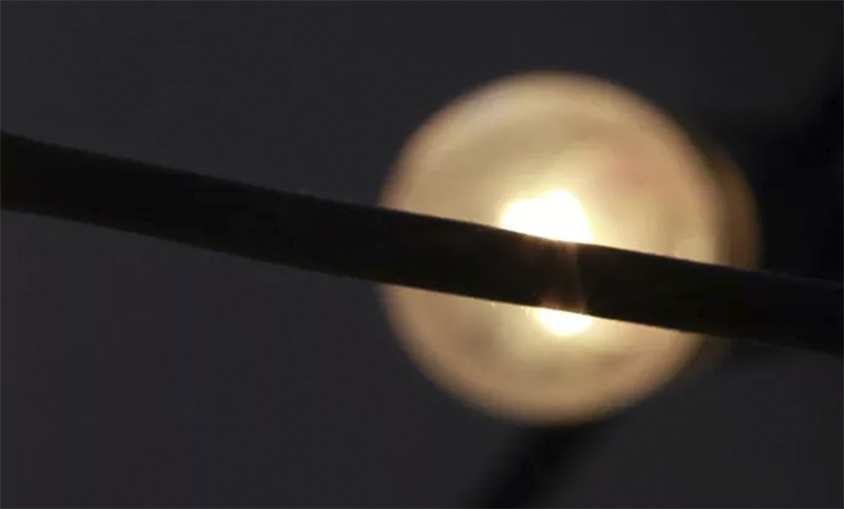 El precio de la luz se dispara este martes hasta los 194,23 euros por MWh, su segundo nivel más alto en el mes