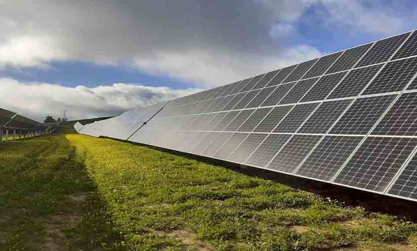 Endesa y Llucmajor inauguran un curso de operación de plantas renovables