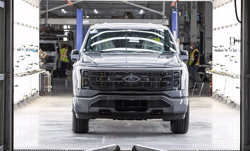 Ford planea fabricar 150.000 unidades anuales de la F-150 Lightning eléctrica en Estados Unidos