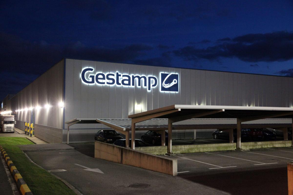 Autoconsumo a gran escala: Gestamp firma con Powen (Acek) un contrato de compraventa de energía fotovoltaica por 15 años