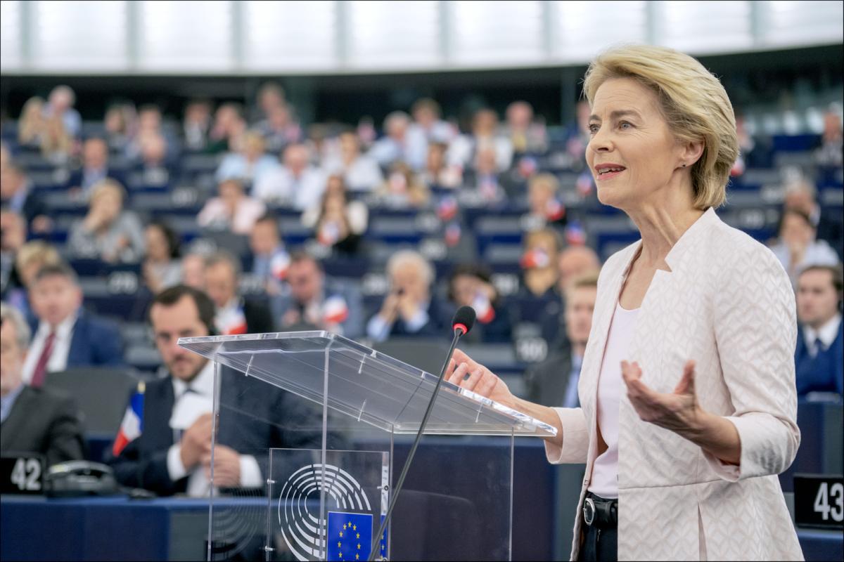 Von der Leyen (CE) trabaja en la idea de realizar compras y reservas conjuntas de gas