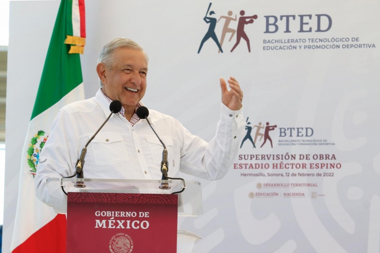 El presidente mexicano redobla sus ataques contra el sector eléctrico privado