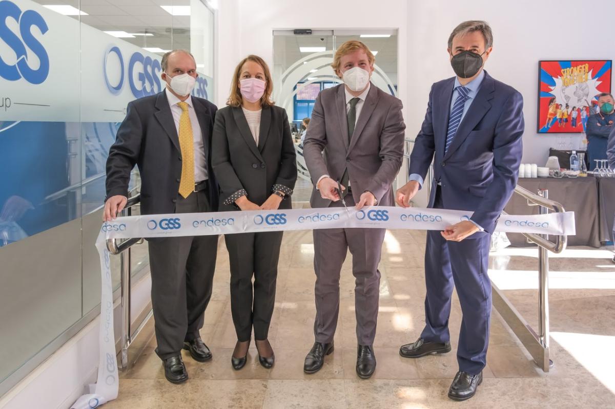 Endesa inaugura su centro de atención telefónica en Badajoz donde creará 200 empleos