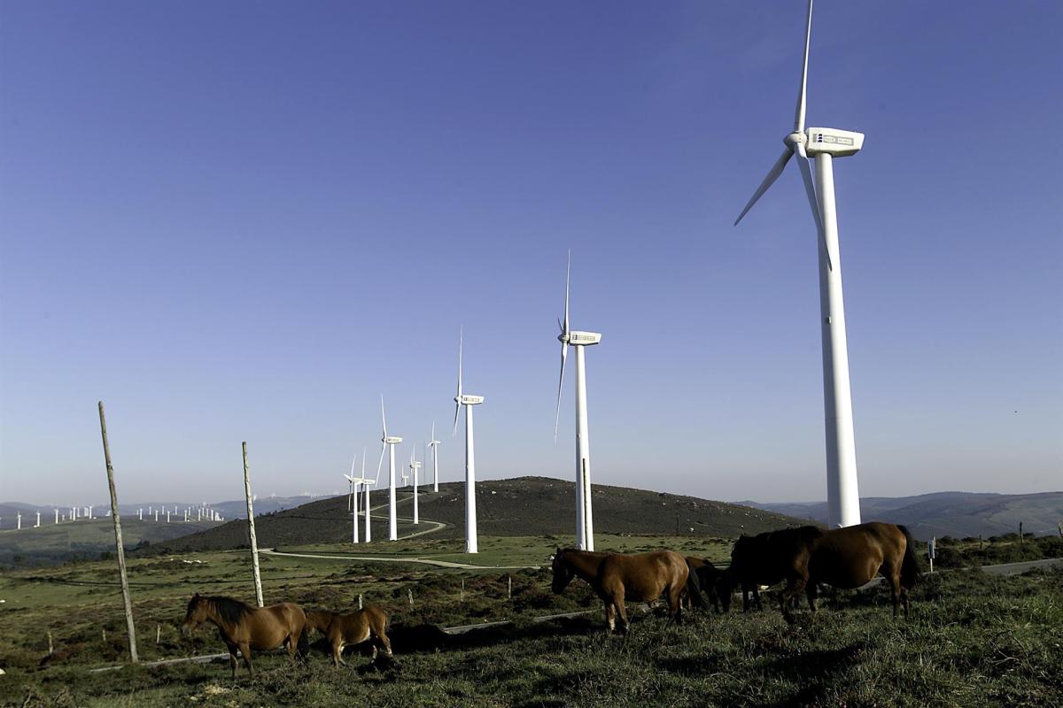 Endesa firma un preacuerdo con Alcoa para suministrar energía totalmente renovable durante 10 años en Galicia