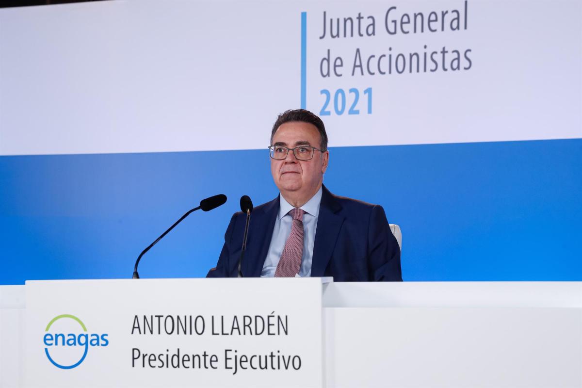 Enagás gana 403,8 millones en 2021, un 9% menos, pero supera sus objetivos