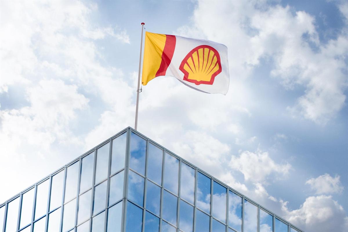 Shell advierte del impacto en sus resultados de la caída de márgenes de refino y del negocio de gas natural