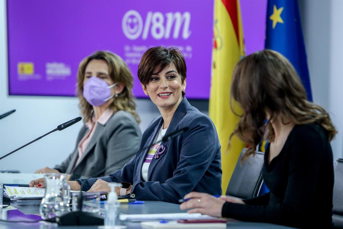 Ribera asume que "no es fácil" sustituir a corto plazo el gas ruso por el de otros proveedores